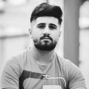 علی حمیدی - مریض حال