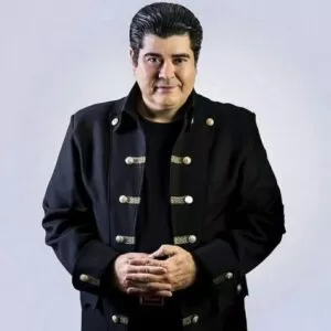 سالار عقیلی - وطن