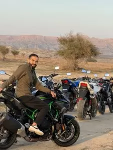 محمود درزاده - مشکی