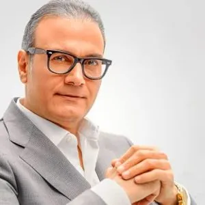 نامشخص - alireza ghorbani alireza ghorbani parvaze ghooha علیرضا قربانی آهنگ پرواز قوها تیتراژ سریال تاسیان
