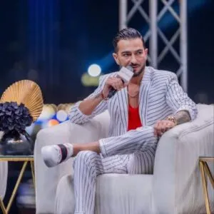 نامشخص - دانلود آهنگ دلت با من هماهنگه نگاه تو تو چشمامه سامی بیگی