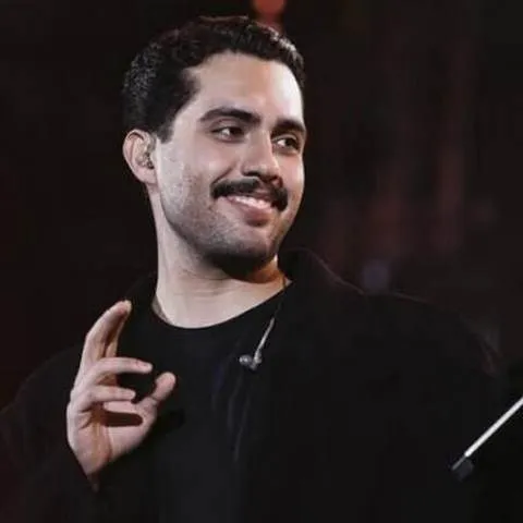 حامیم آدم بده منم یا تو